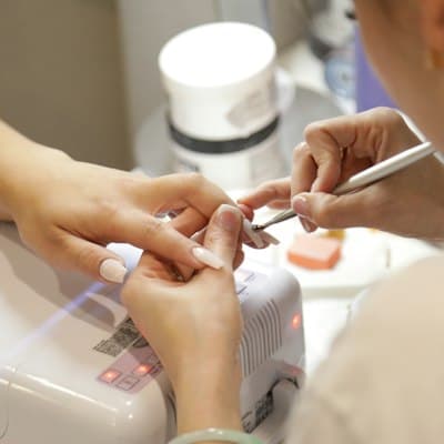 Nail Tool & Material Adviser